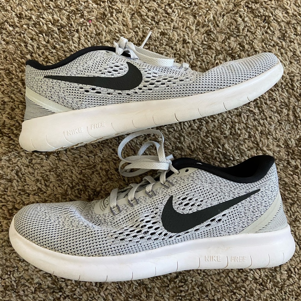 Nike Free Running Shoes